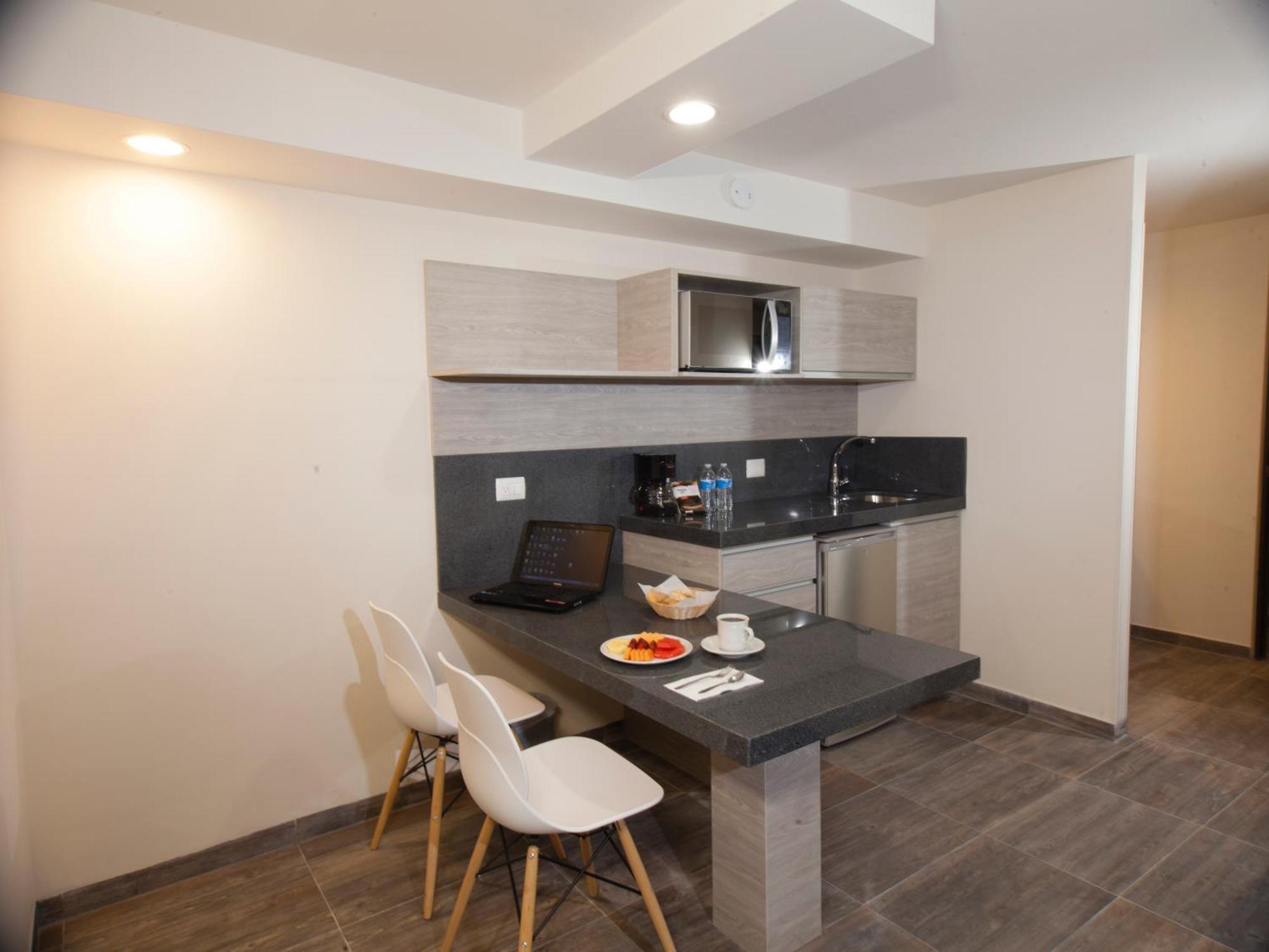 Kasa Hotel & Suites Irapuato Exteriér fotografie