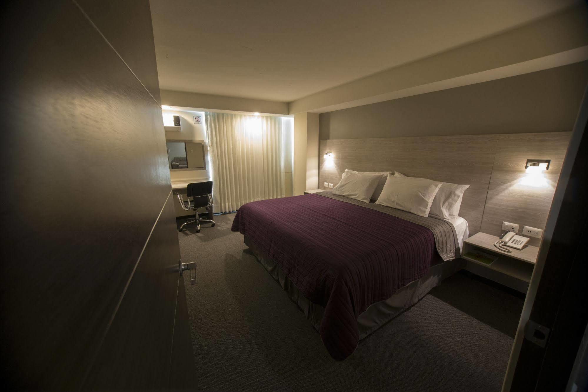 Kasa Hotel & Suites Irapuato Exteriér fotografie
